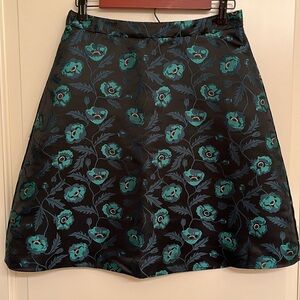EUC J. Crew Floral Flat Front A-Line Short Mini Skirt Size 4 Black & Green